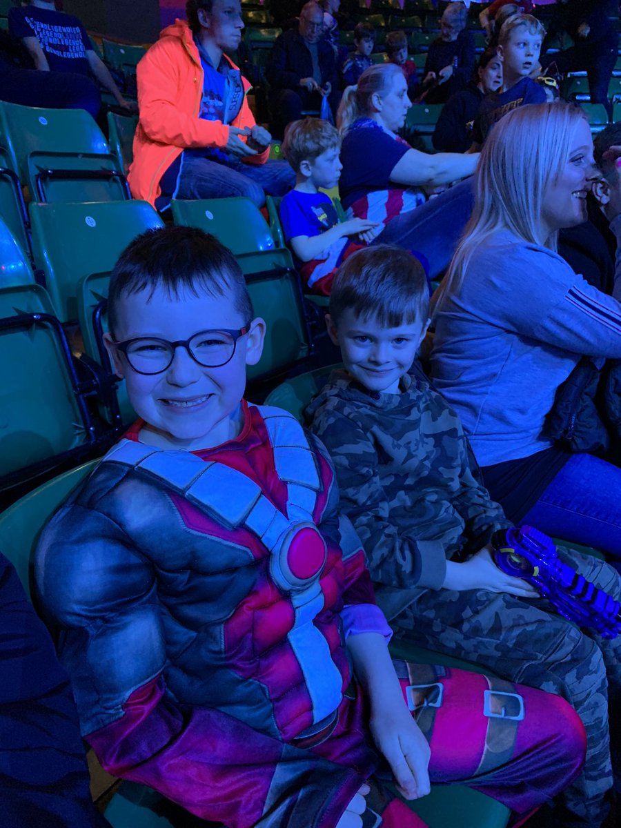 Hastings44's tweet photo. #marveluniverselive https://t.co/kiqU76ZaeN
