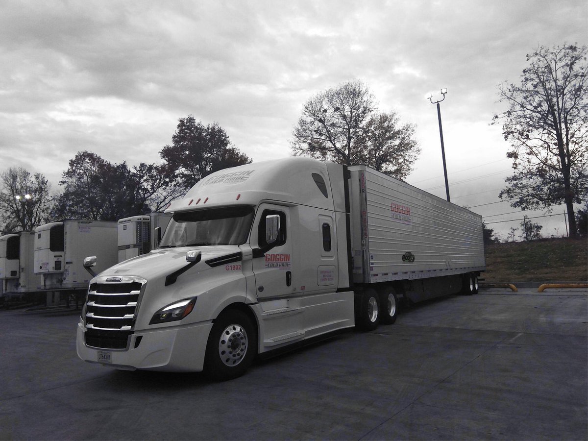 cold_haul's tweet photo. We LOVE getting pictures from our drivers when they are on the road... This one came in this morning from Gainesville, GA and Mr Charlie Moody. https://t.co/RRQiEOrFer #ColdTeam https://t.co/9AnvAsH4W9