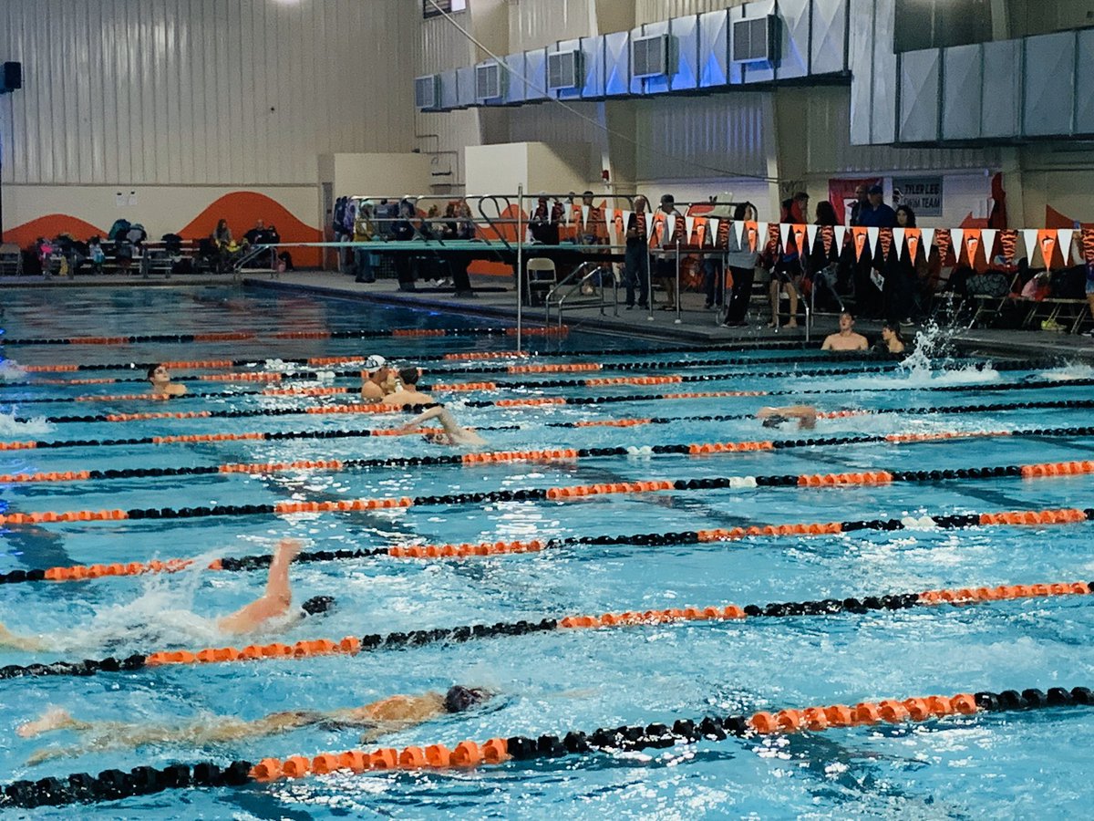Pack Swim in the water warming up! #LufkinU #PackSwim #LimitlessPossibilities