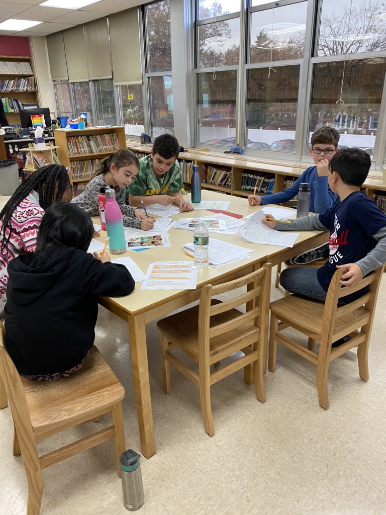 JMiller9958's tweet photo. Flight School Day #2! Amazing day!
@WaverlyParkElem @LynbrookSupt @LynFlightSchool @libratorymeg @teamteichman  #waverlywonders #GiveAHootFor #Designedtosurvive #STEAM https://t.co/g4YY2hxG4C