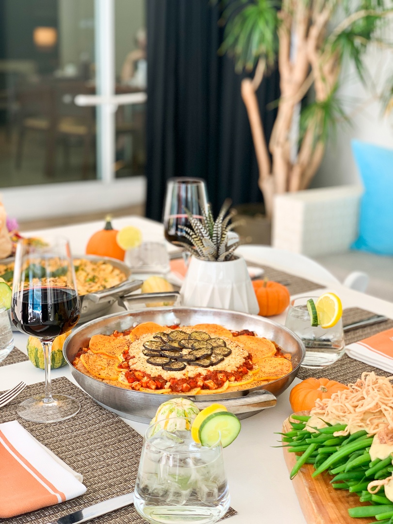 beverlyhilton's tweet photo. It's not too late to Save the Turkey! Join us this weekend on November 23 &amp; 24 from 11am-4pm for a delicious all Vegan Thanksgiving Brunch at CIRCA 55. Make your reservation on OpenTable now. #CIRCA55 #BeverlyHilton https://t.co/OSTrvrScd9