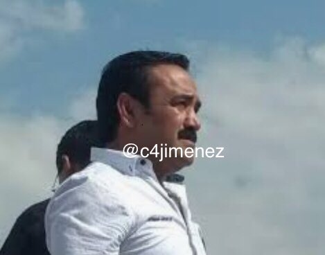 c4jimenez's tweet photo. DESPLIEGA @PGJDF_CDMX OPERATIVO para DETENER al ALCALDE de VALLE de CHALCO
Un juez ordenó ENCARCELAR al morenista Armando García.
Agentes de PDI fueron hoy a buscarlo, pero en el municipio no lo han visto
YA ESCAPÓ!

Detalles de su orden de aprehensión> https://t.co/8ejI2GdTGO https://t.co/qjD4kLDEdd
