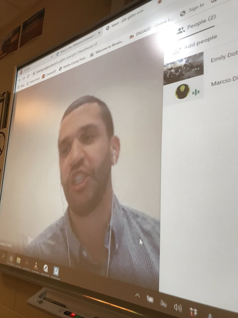 MsDotysClass's tweet photo. #SkypeAScientist was a success in Earth and Space Science today #wildcatnation #CHSnation https://t.co/q4vGMc5aCh