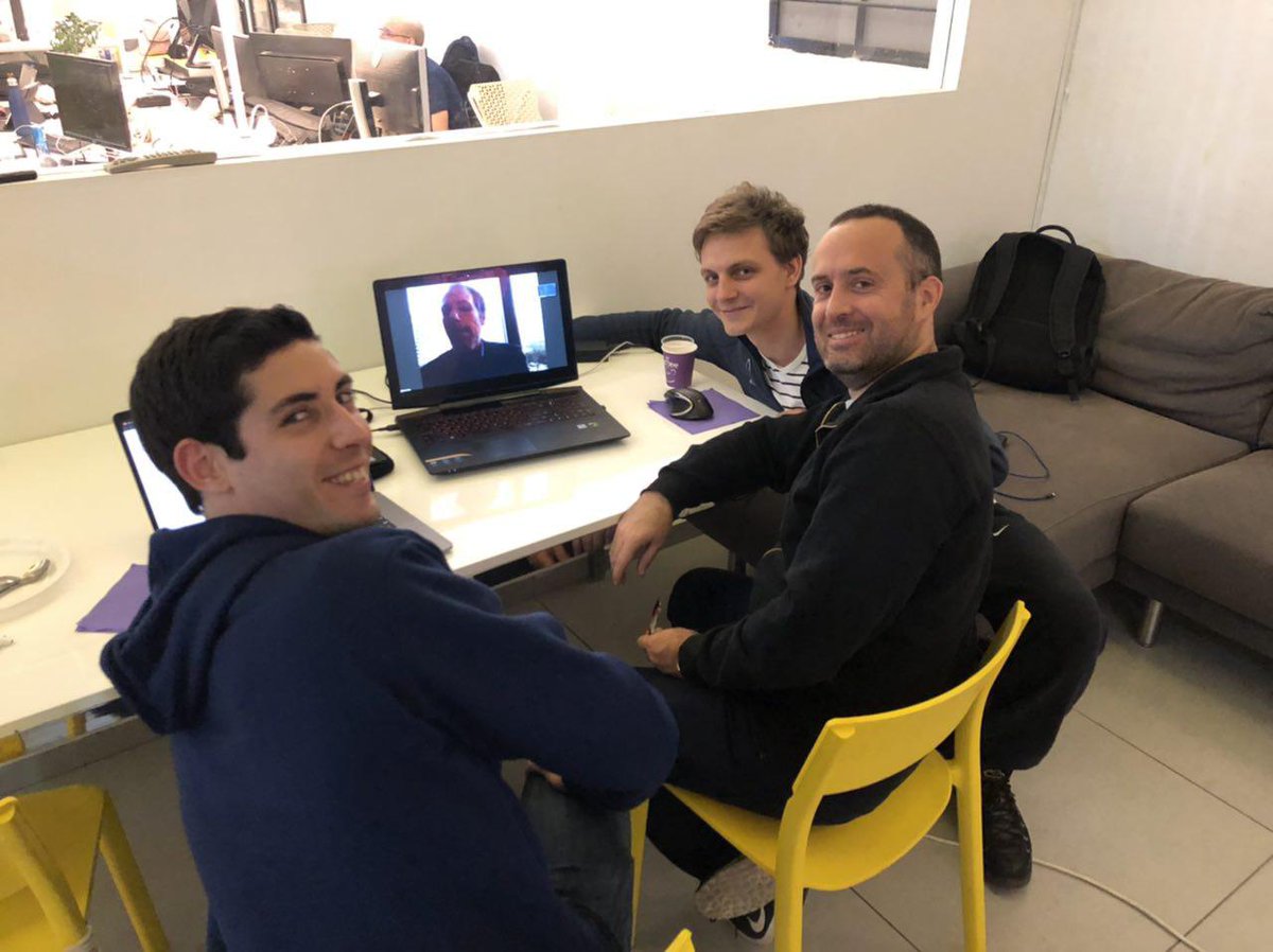 SNAKEID76's tweet photo. Equipo #VIGORish trabajando duro en el DAPP Hackathon. Creación de un servicio DAPP descentralizado de valor en riesgo utilizando simulaciones de Monte Carlo #DAPPHackathon #DeFi @RedArmanino @jbbasics @eoswatchdogs @BonzManifest @vigorstablecoin @VIGORespanol @BlockchainZack https://t.co/YPyOxlVqsf