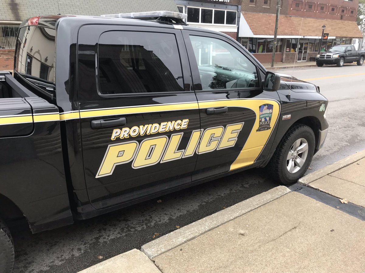 WDKYnews's tweet photo. Enjoyed a visit with our gracious host Commonwealth’s Attny Zac Greenwell, Webster Co. Sheriff Springfield, Providence PD Chief Jones, Webster Co. Attorney & our judicial branch in Dixon. I’m energized by the strengthening of partnership between feds and locals #all53counties https://t.co/TzfGVrM0aA