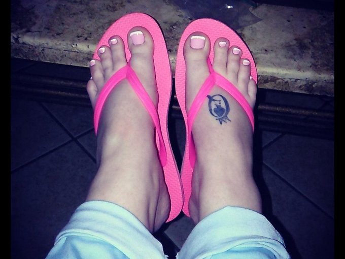 I'm online right now on Skyprivate - pay-per-minute system for Skype live shows. Call me right now in