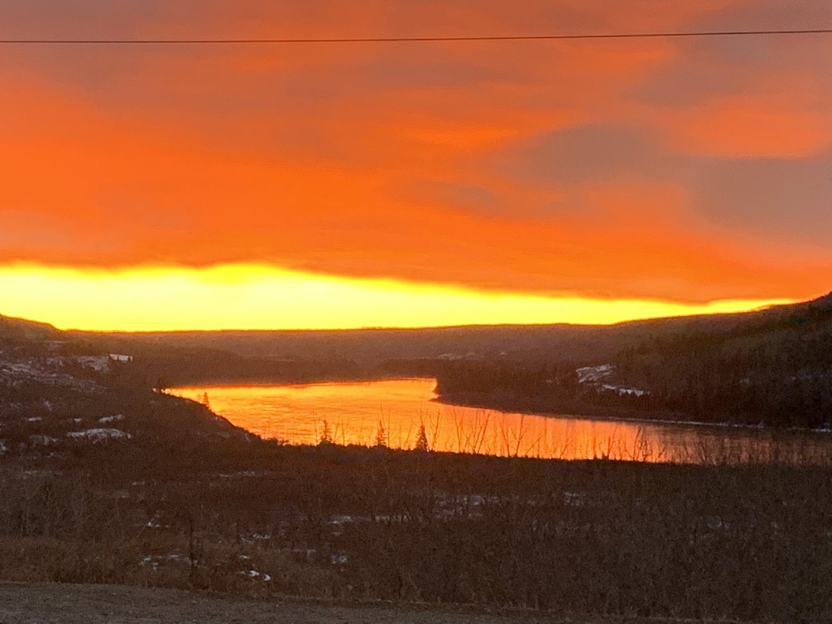 Sunrise. On my way to Hudson’s Hope to learn about their Cooking withMath program.