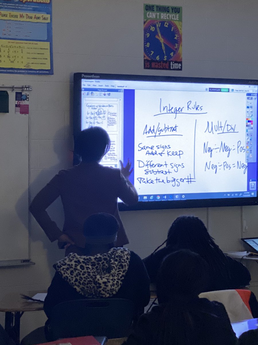 LHSStudentSrvcs's tweet photo. It’s a leadership team Friday takeover!
#ThisIsHowWeWork #AlwaysATeacher #RJBExcellence @C_Blassingame @DurhamMartin3 @Bunche_Chargers @RJBPrincipal @bunche_ms https://t.co/YLs8ak684V