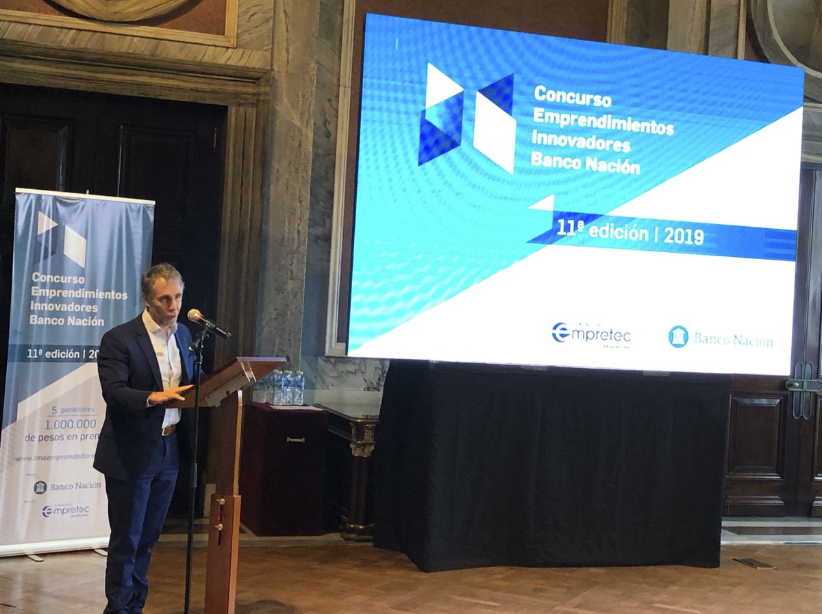 Gentilebruno's tweet photo. #HOY Entregamos por segundo año consecutivo la mención especial #PROESUS en el marco del Concurso Emprendimientos Innovadores de @prensabna para promover y apoyar a los emprendedores sustentables @empretecarg @AmbienteNacion @PremAmbiente https://t.co/lcKGG9LyJN