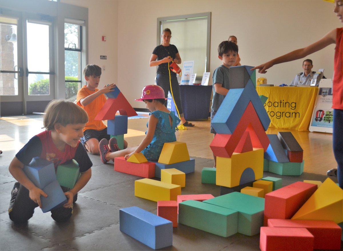 ccac_wa's tweet image. Block Fest is an international program promoting early numeracy in children from birth through kindergarten. In today's information economy, this program provides critical stem education for low income families and toddlers. Schedule today!
#earlystem
ccacwa.org/block-fest-ear…