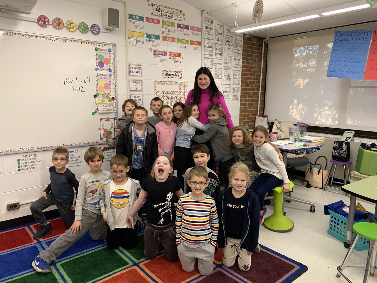 Curran_Crew's tweet photo. Such a special surprise mystery reader today!!! Thank you ⁦@elizabeth_foran⁩ !!! #currancrew #kip109 #engage109 https://t.co/i76Yoq5mwH