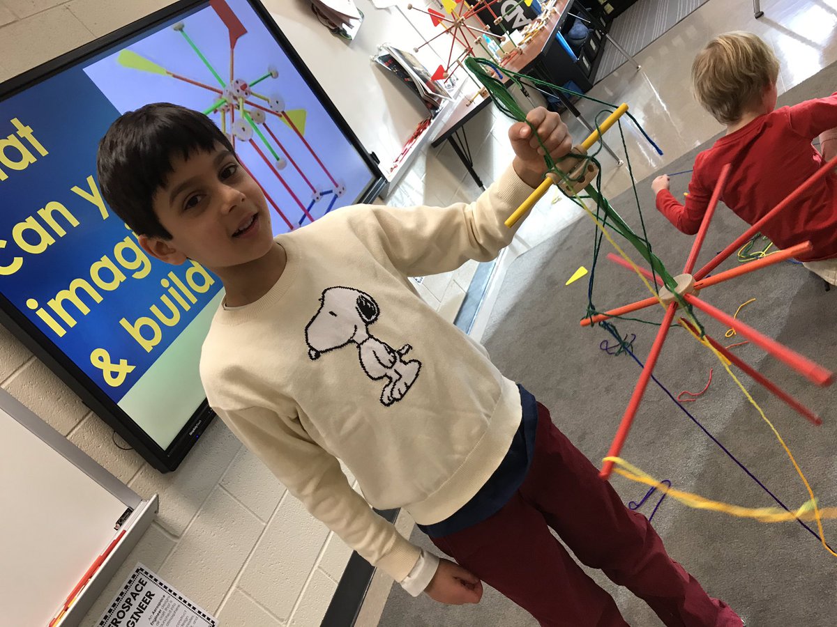 JenniferAGates's tweet photo. A explaining his invention: the P5 as it does 5 important things 4 the owner #kindergarten @MtnViewES @ReneeGarriss @vickiekogan @Amusto12 #STEM #everystudenteveryday #lovetostemhere #fiddlestix #engineeringsolutions #designingstuff #buildingbigideas https://t.co/hBbIFLMQdd