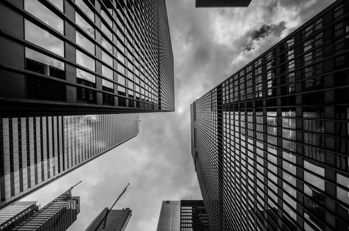 StevenYari_'s tweet photo. Climate change impact on #commercialrealestate finance — what the industry needs to know today https://t.co/db200S6964 https://t.co/wrV3moVDkt