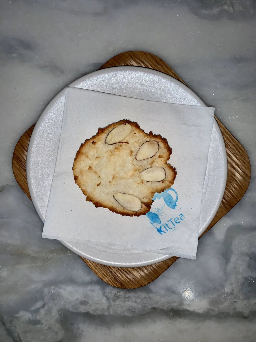 kellumforce's tweet image. Took my mom to KitTea Cafe! A #SercanteDragon was enjoying kitty time too! 🐉💜🐈 Purrrfect ending to #DF19 #catcafe #kitties #Purrsday