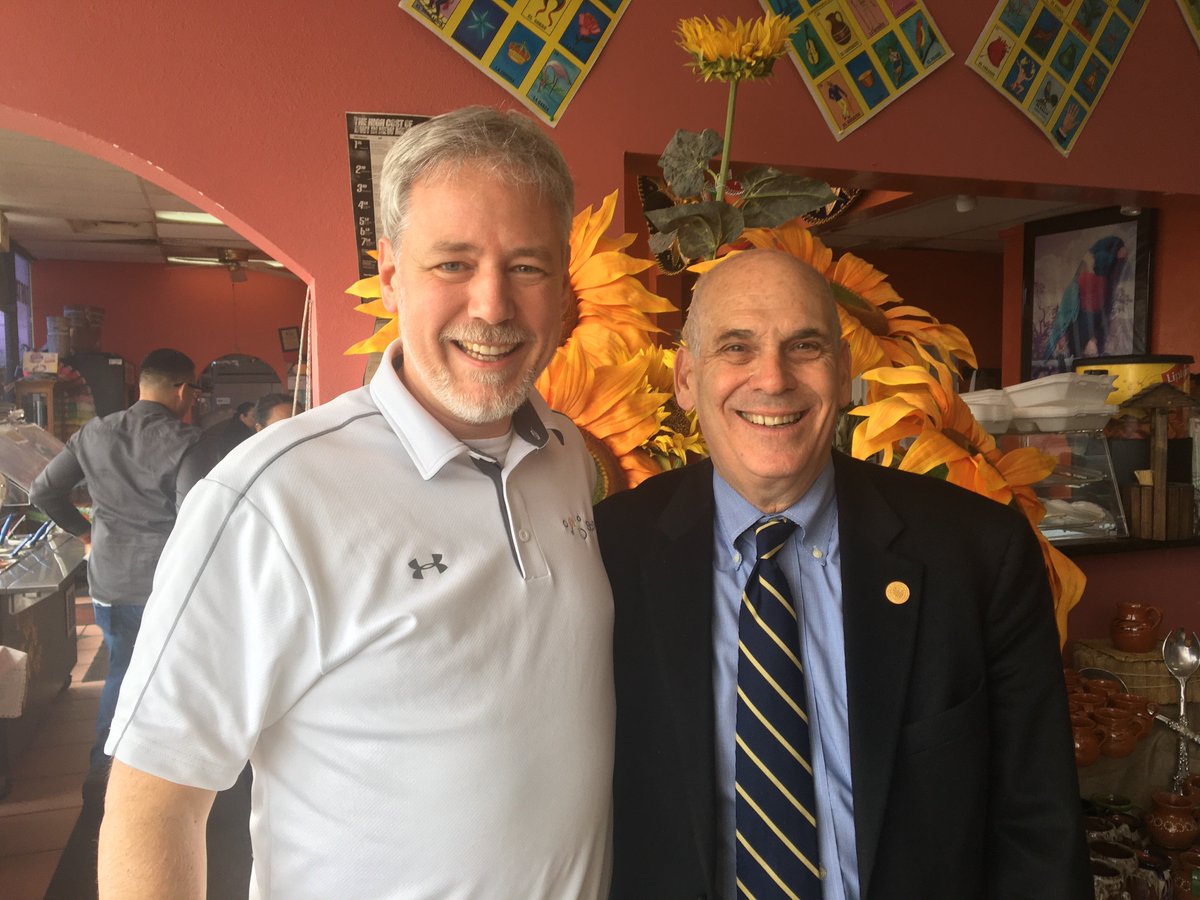 sci_vista's tweet photo. The City of Santa Fe's Office of Economic Development and Mayor Webber hosted local business owners who have recently been rewarded or recognized for their entrepreneurial success. Simon Woodruff attended this luncheon after the success of SciVista's Phase II SBIR award. https://t.co/oO4udej4Nd