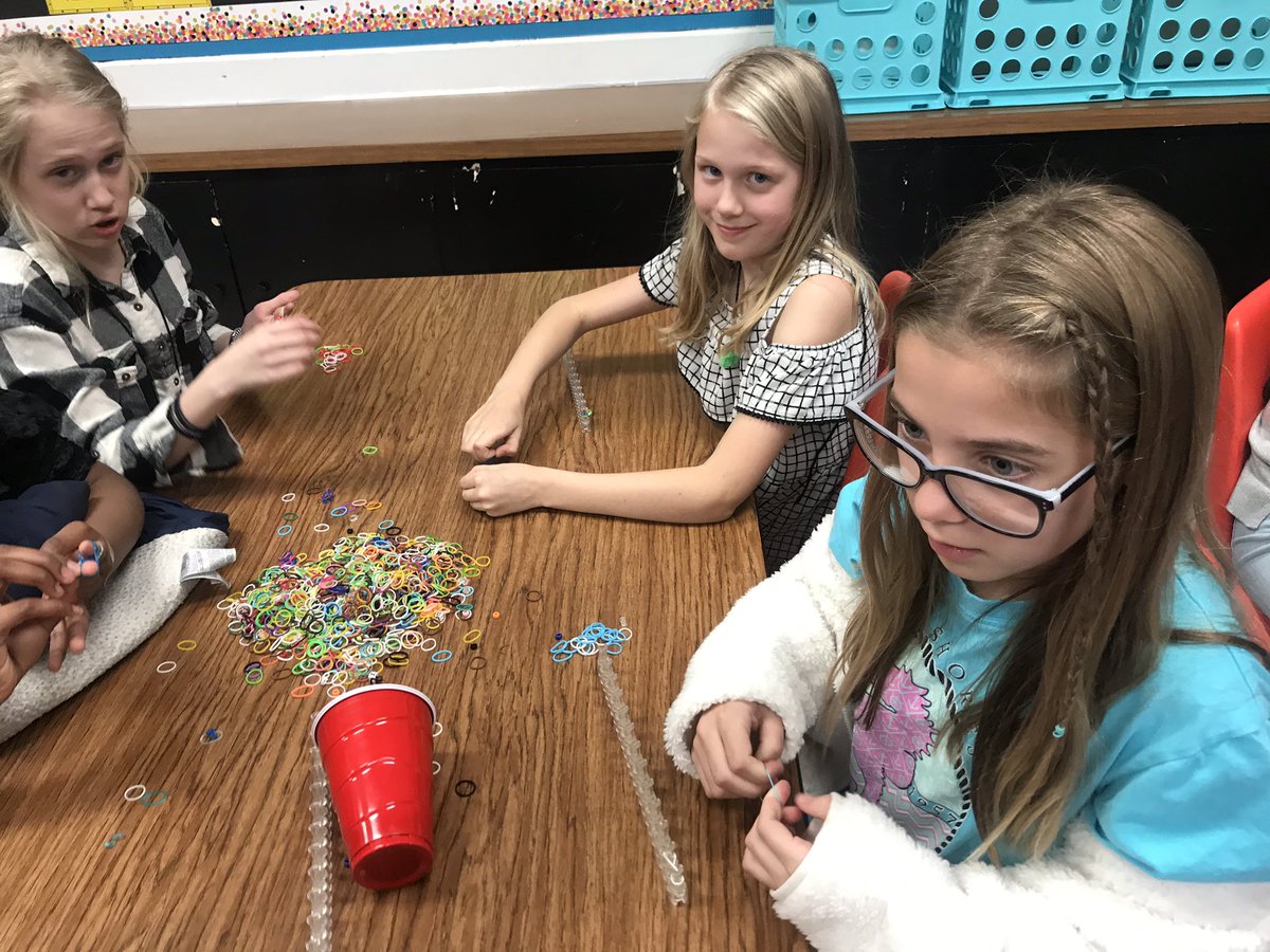 Celebration Stations!!! Bracelet Making!! <a href="/SheppardJets/">Sheppard Elementary</a> <a href="/Waddell_blessed/">Cindy Waddell</a>