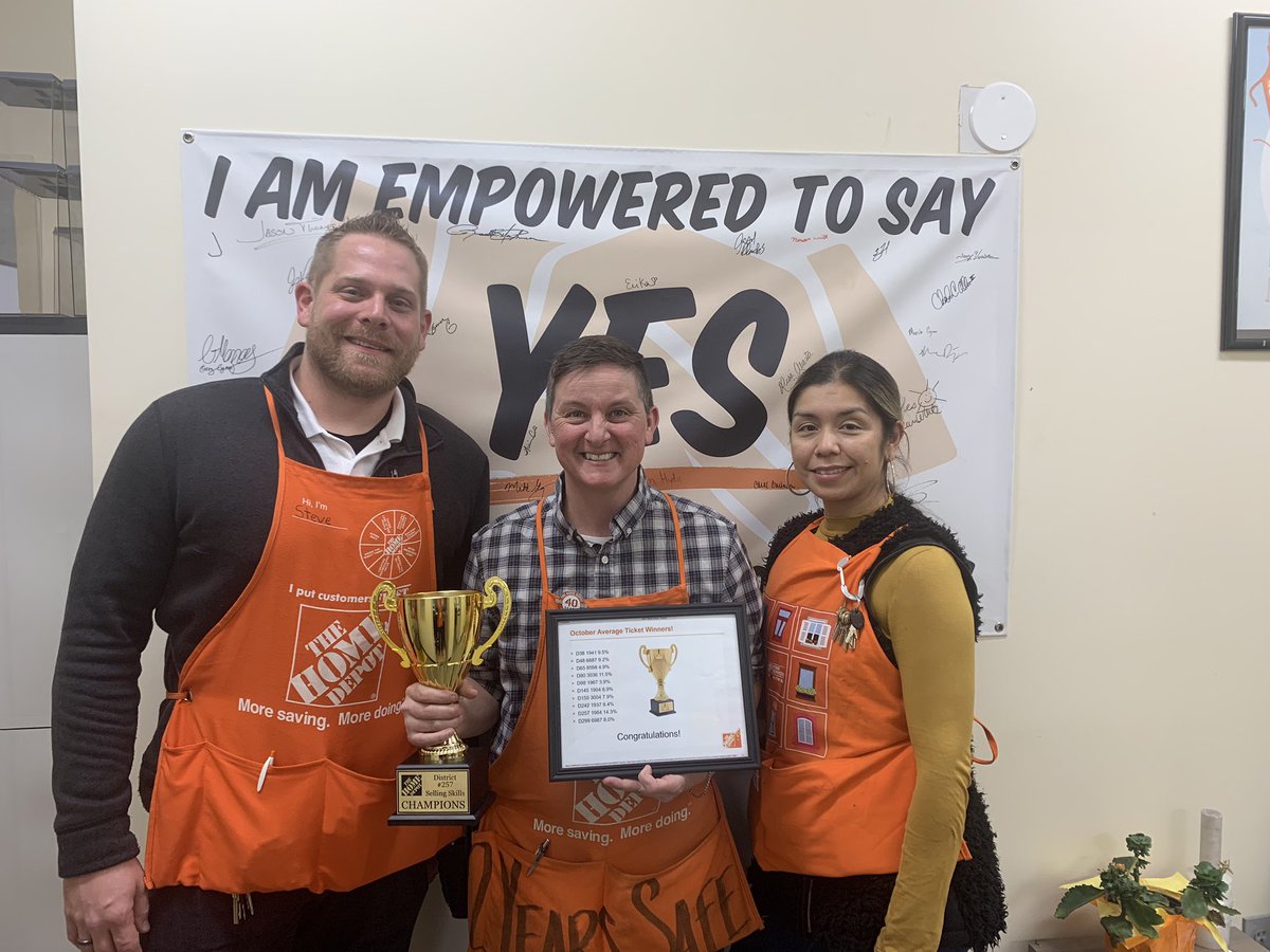 Team BLT (Bartlett 1964) took the District traveling trophy for October!  The store had the highest average ticket growth in the district AND....the region!   Congratulations team 1964!