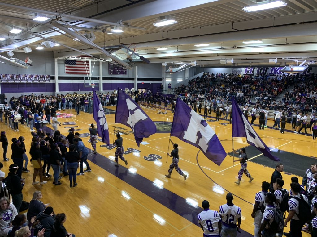 HumbleISD_HHS's tweet photo. Pep Rally! Go Wildcats! https://t.co/mjrEx3E2Oa