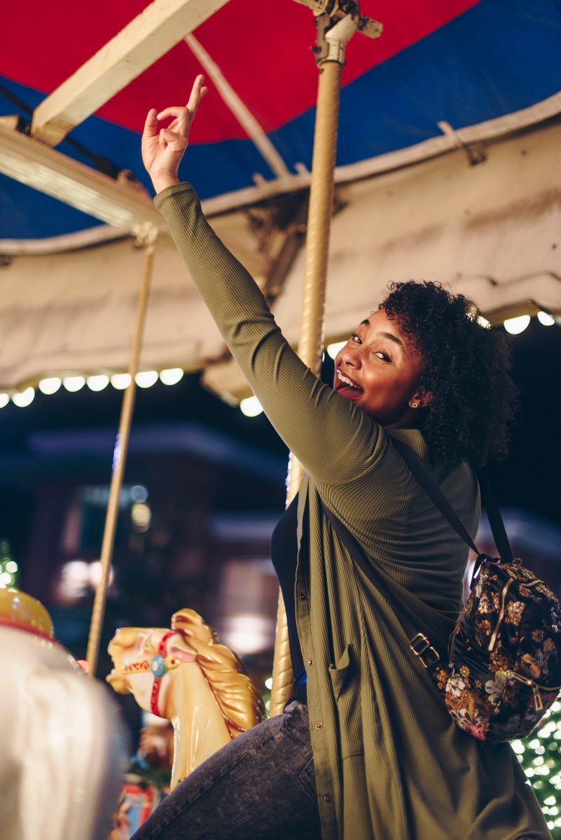 What's the move? 👀

👉 Light Up UCF is 𝙗𝙖𝙘𝙠 starting this evening at 5pm, complete with a carousel, ferris wheel, ice skating, and more 😍🎡⛸️