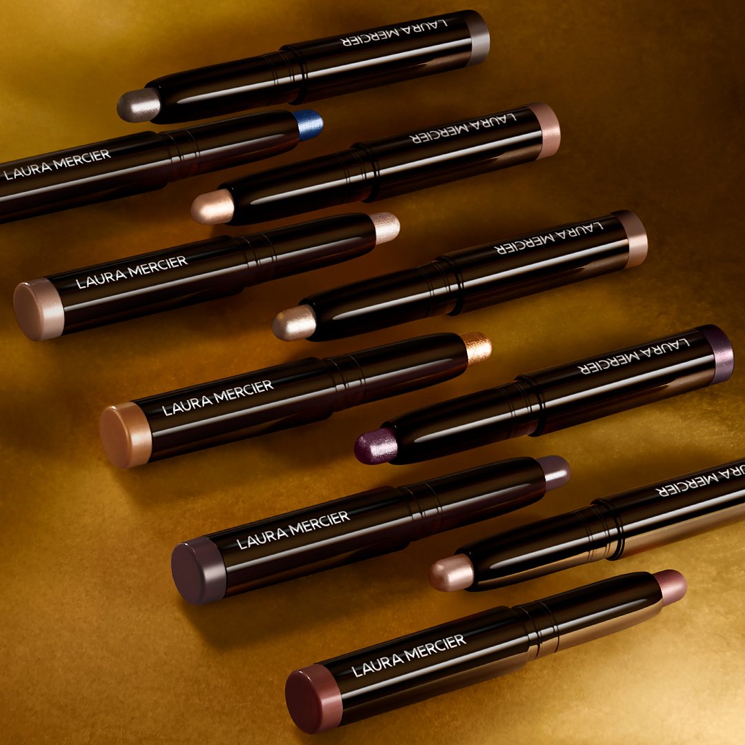 LauraMercier's tweet photo. We’re giving one lucky winner our Fine Art Eyeshadow Palette! To enter follow @lauramercier, like &amp; RT this post, &amp; comment #sweepstakes.  

No purchase necessary. Residents of the 50 United States (D.C.) 18 y/o. Ends 11/25 @ 11:59pm PST. Official rules:https://t.co/KC0nzLDZhQ https://t.co/TOBuf8lJsR