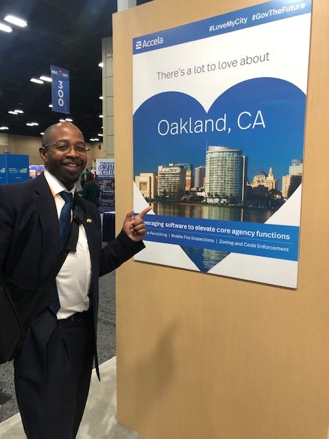AccelaSoftware's tweet photo. Wrapping up an amazing week at #NLCCS with some of our favorite #civicheroes stopping by to say hi and share the love. #LoveMyCity #GovTheFuture @leagueofcities https://t.co/uP69BR7QU3