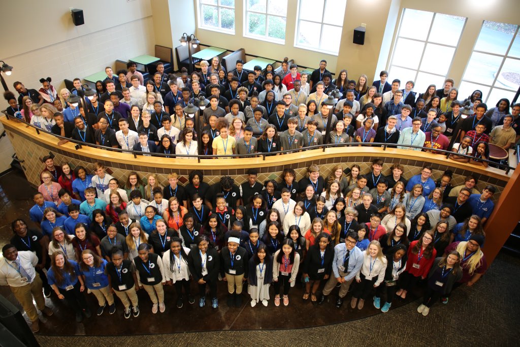 HCSfutureready's tweet photo. Meet the @HCSfutureready Student Ambassadors for 2019-2020! https://t.co/UxvDc0oHnj
