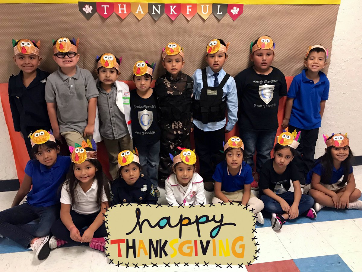 DanielaLucio0's tweet photo. Happy thanksgiving!!! 🧡 #Thanksgiving2019 #kindercelebration #thanksgivinggoodies @GarrigaElem @PointIsabelISD https://t.co/53JzUnwzkC