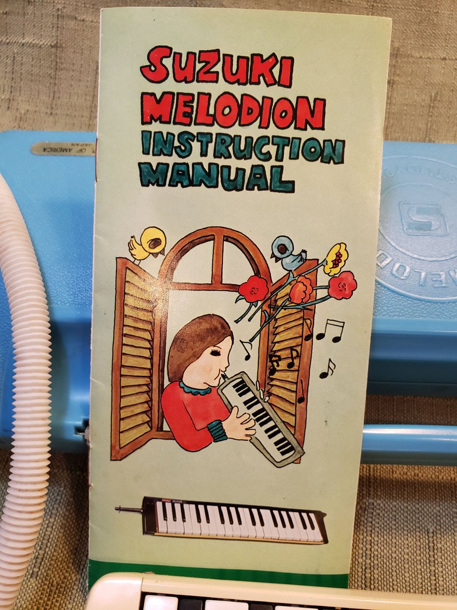 atticesoterica's tweet photo. Vintage Suzuki Melodion Study 25 Original Case Musical Wind Instrument Collectible Music With Instructions https://t.co/FSQnSl0s4s #Etsy #Vintage #AtticEsoterica #Hamonica https://t.co/FhXNrvZtUc