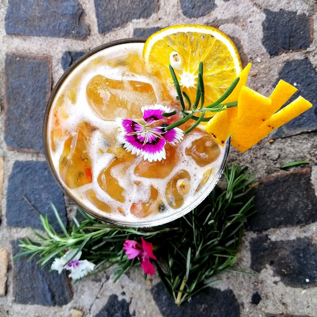 MChefFadia's tweet photo. Sexta chegou e junto com ela temos 3 NOVIDADES no cardápio de drinks autorais!! Já sabe onde é seu encontro de hoje né?! #vemprosheike #sheike #sheikeculinariaarabe 
Rua das Figueiras, 354, Jardim São Paulo https://t.co/keZrCEyuP9