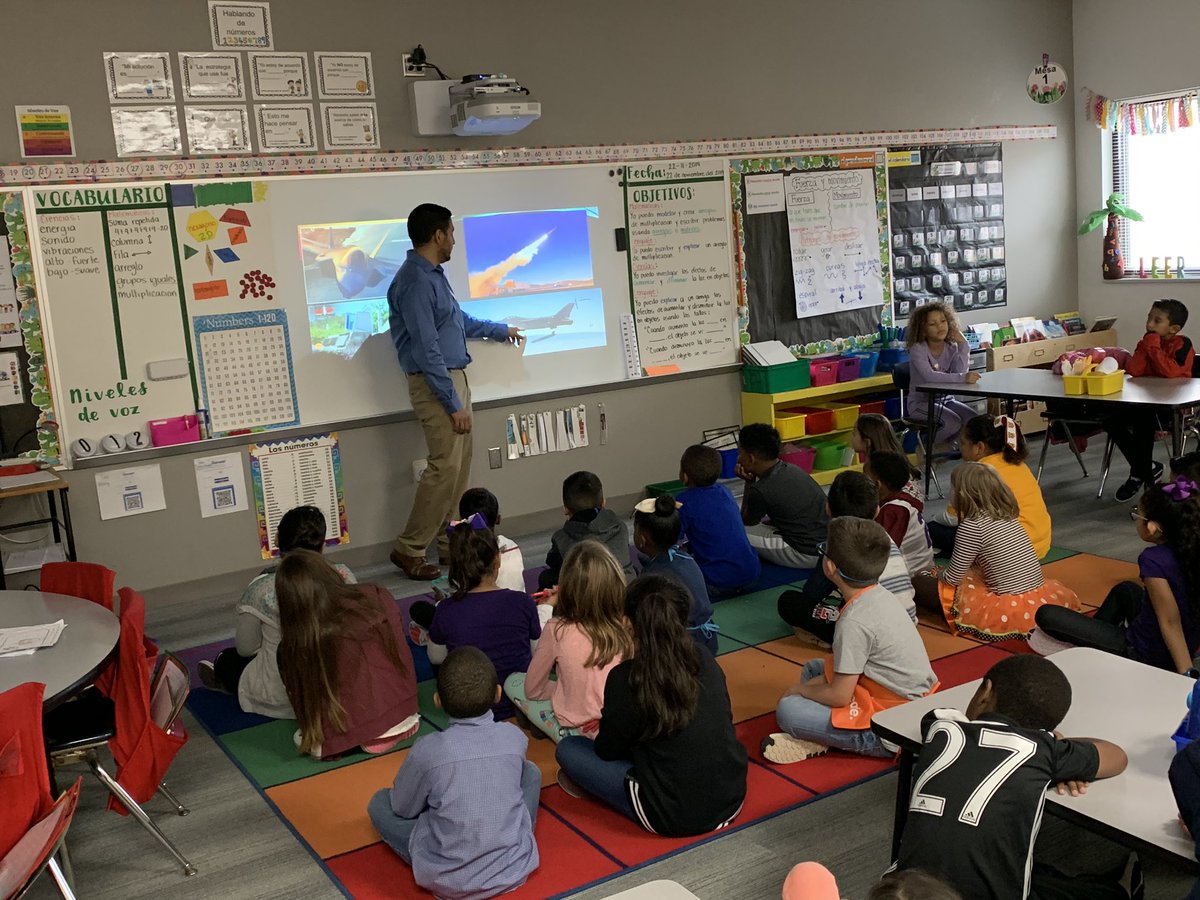 2ndGradeDual's tweet photo. College and Career Day!!!@JonesAcademy1 https://t.co/tDpKCAB0Wi