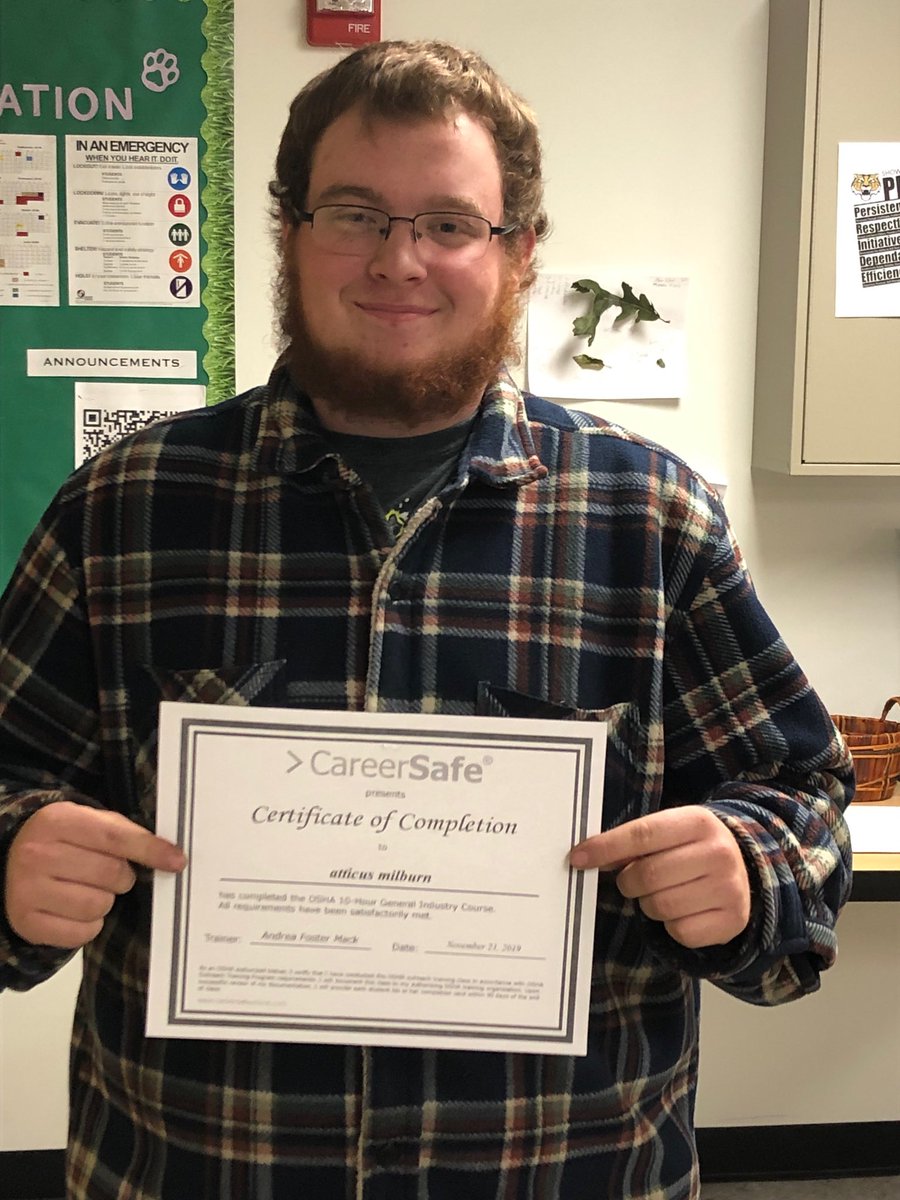 AndyDardini's tweet photo. Great job, Atticus for being the first in your class to become OSHA certified. Your smile said it all. #Sparkgratitude #ThisIsLCSC #AgPower https://t.co/MDylJ4vafH