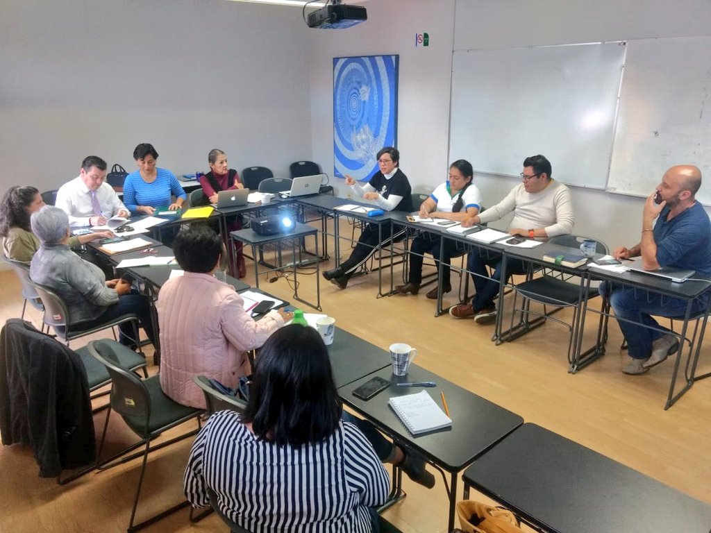 Reunión de trabajo con la Dirección General del Área Académica Técnica y los responsables de planes y programas. #UVDamosMás