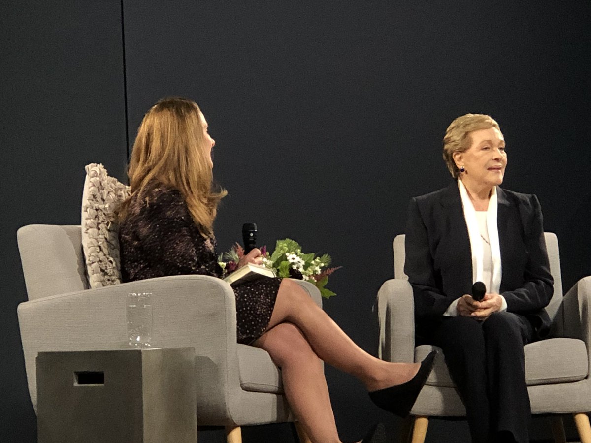 HeatherishT's tweet photo. #microsoftlife #outsidein #julieandrews with friends! #myfavoritethings 🖤 #heatherishthings https://t.co/ddUl33Yf0U