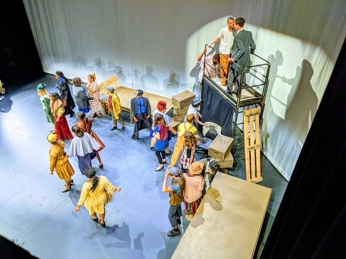 Hartford_Public's tweet photo. .@KinsellaMagnet presented #Urinetown on 11/21/19! It was the inaugural performance in the #BlackBoxTheater at the new #WeaverHigh School campus! @HPSArtsWellness #GreatTeachingandLearning @HartfordSuper @DrAVM2015 https://t.co/MynbQVCwc0