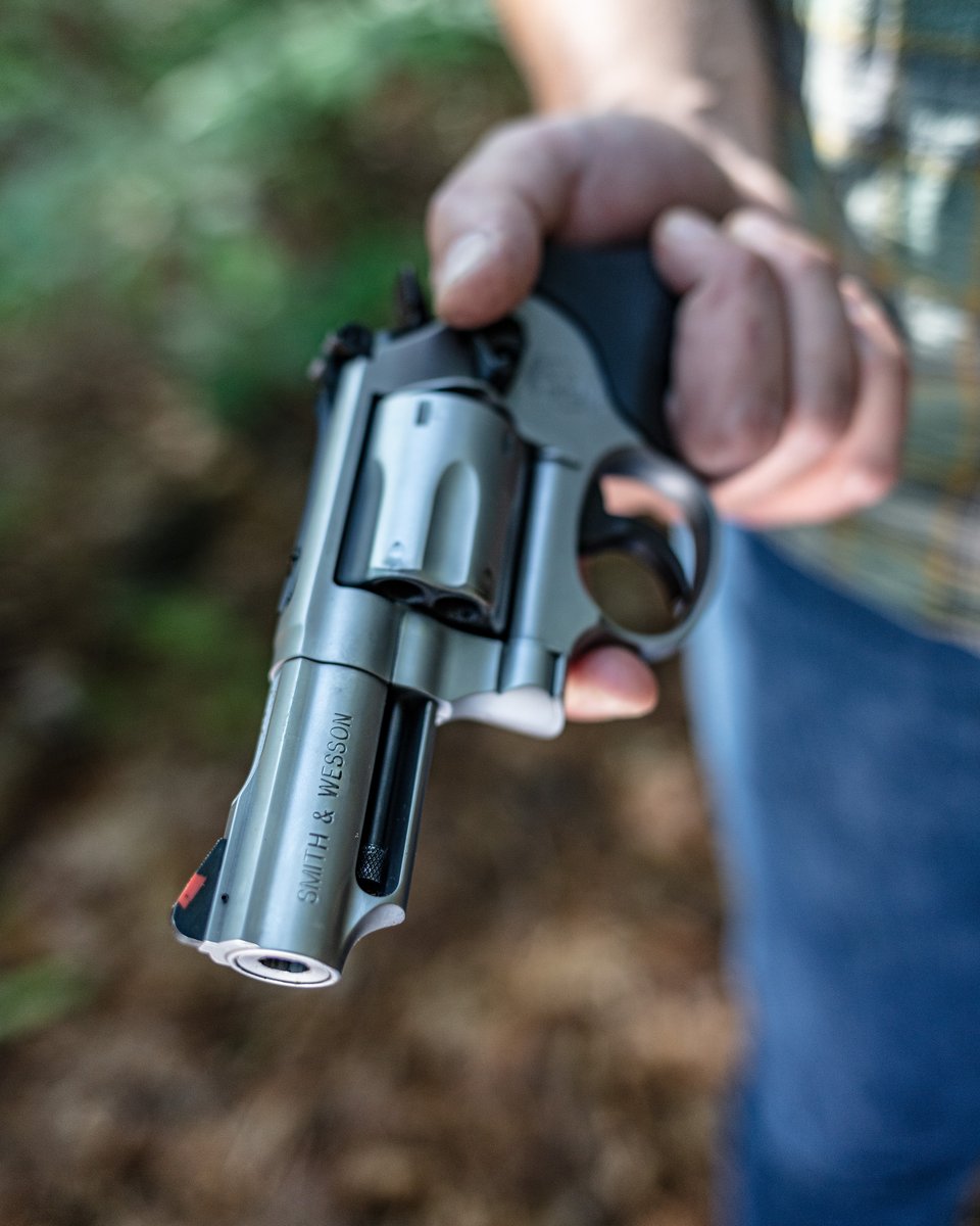 Smith_WessonInc's tweet photo. What is going to be your next Smith & Wesson® revolver purchase? Is the Model 66 on your list? #SmithandWesson #Revolver #want #Model66 https://t.co/I5Obm55bN7