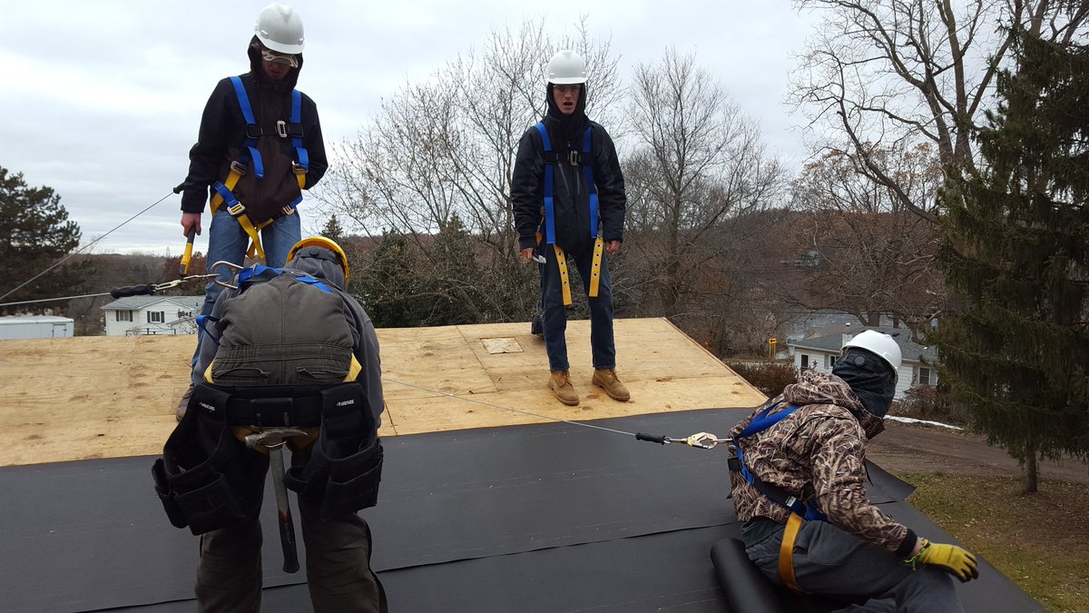 CConstructionTP's tweet photo. We got rained out yesterday but today David, Michael, Nic, and Conner got some underlayment installed. https://t.co/BhvJPtpyaV