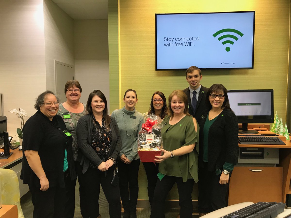 Team Timberline #Q4LeagueofLegends #legendary #welldeserved ⁦<a href="/JohnP_BC/">John Preston</a>⁩ ⁦@MattLymburner⁩