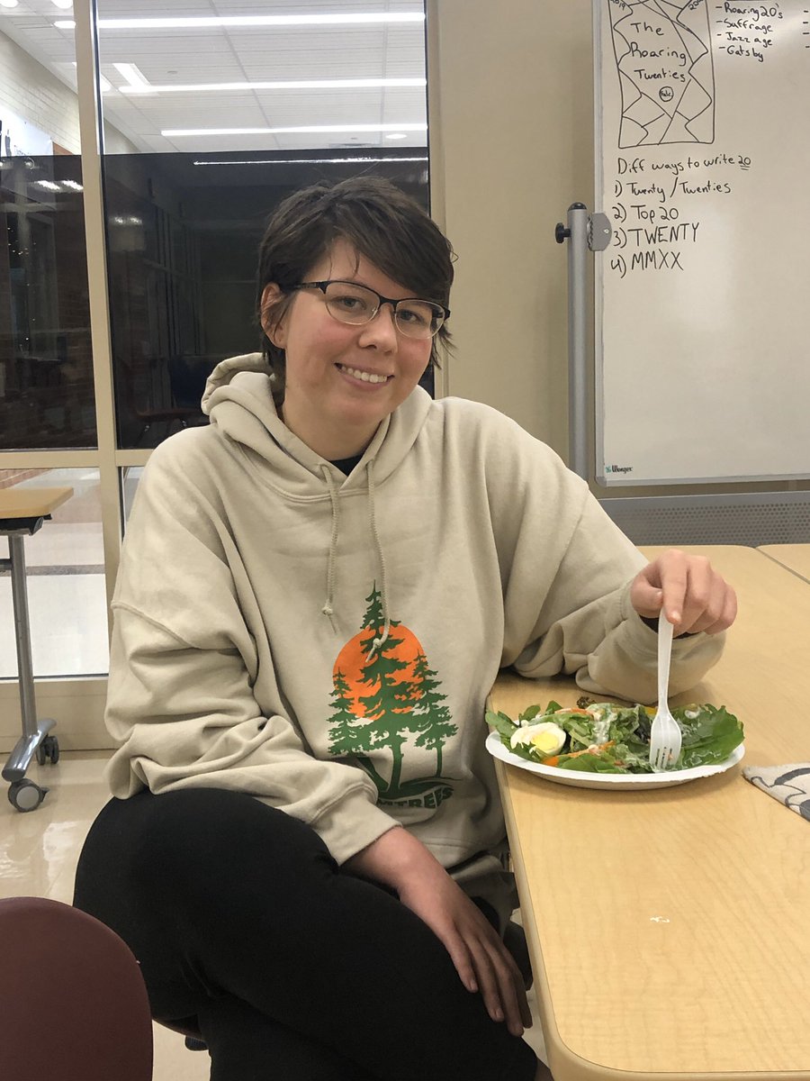 FootDoctor_380's tweet photo. Harvested the Tower Garden today and feed over 20 people at our “Friendsgiving”!!! 🦃 #towergarden #healthandwellness #askmehow https://t.co/sn6XhUGaBm