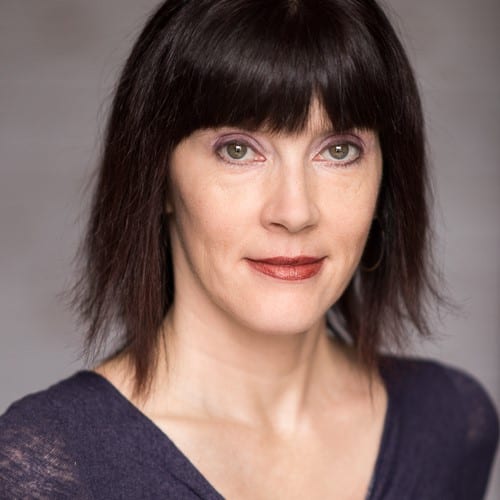RooseveltUCHESS's tweet photo. Get to know @RooseveltU Prof. Gina Buccola, Professor of English and Chair of the Department of Humanities. #FacultyFriday https://t.co/HAJk5W3BSc https://t.co/9u7GQ522Sb