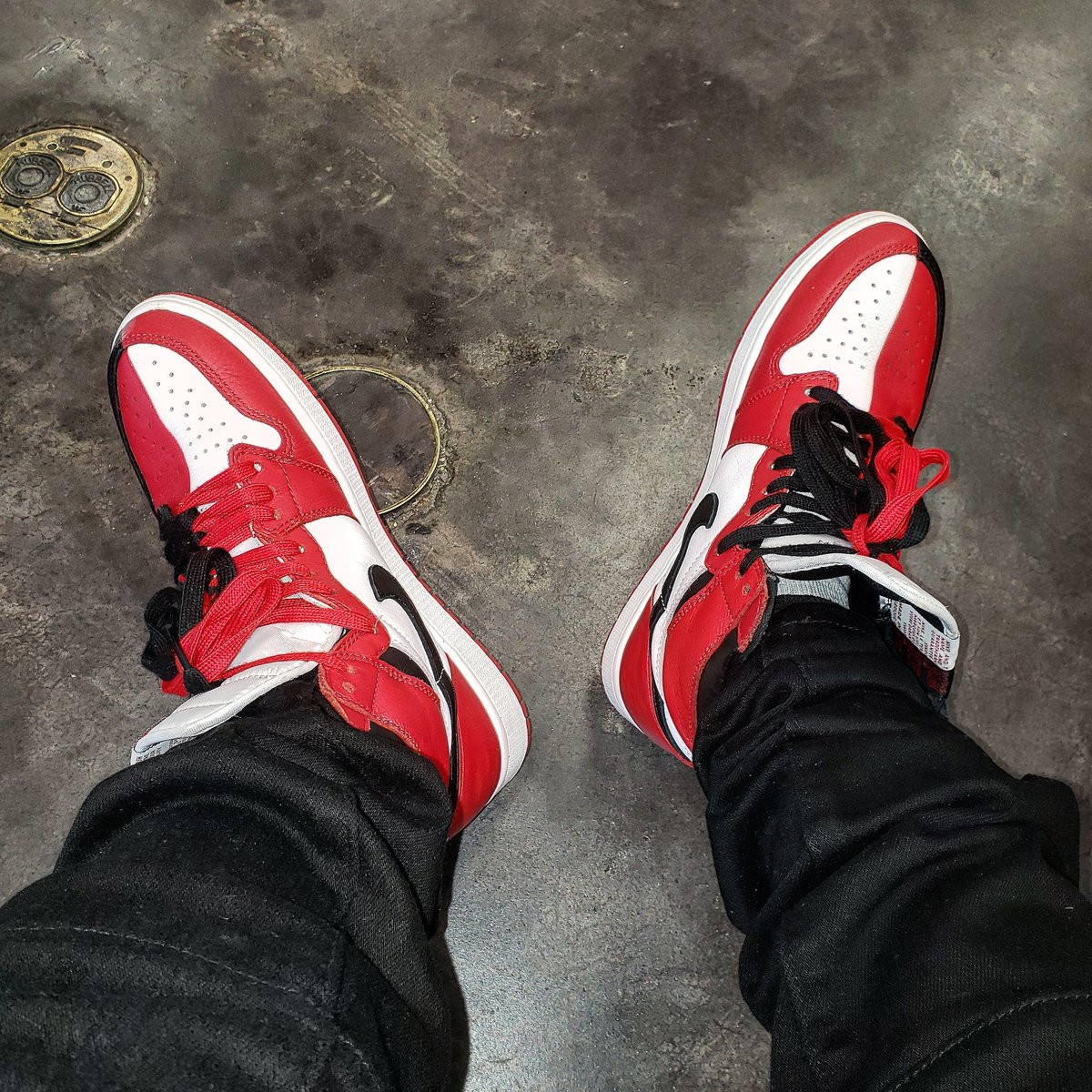 FBgotLAME's tweet image. #DRIP #homagetohome #retro1 #sneakerhead #solecollector #sneakgallery #nike #jordan