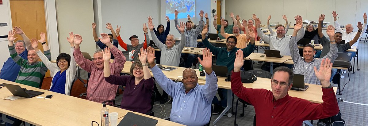 joelkallman's tweet image. Another smashing day with an @Oracle Autonomous Database + @OracleAPEX Workshop!  Everyone walks way with their own Free Autonomous Database!

Many thanks to @rgravens &amp;amp; @NEOOUG for hosting us!

#orclapex #LowCode #MOCA