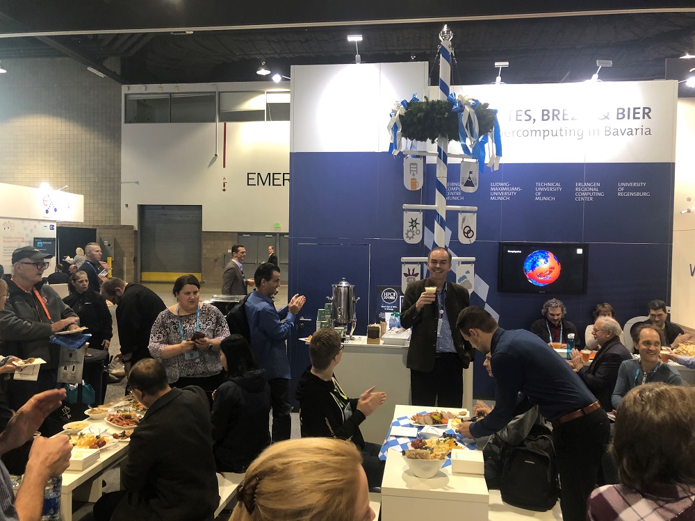 LRZ_DE's tweet photo. We are on our way home from #SC19 and take many great memories with us! We had exciting days, interesting conversations and a great team at the #BavarianSupercomputing booth! #WeAreLRZ #HPC https://t.co/FIAkWL2mT2