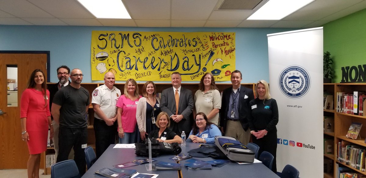 Huge thank you to the AMAZING volunteers who made our first  career fair a success! #ThisIsAVID  #communityinvolvement <a href="/SevernRivAACPS/">SevernRivAACPS</a> <a href="/AVIDAACPS/">AVIDAACPS</a>