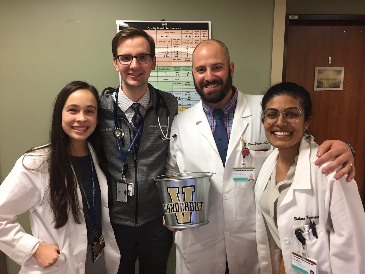BGriebMD's tweet photo. The #Bucket preventing the dreaded Friday afternoon hypoglycemia with #VandyCandy rounds! Great work this week team! @VUMCMedicineRes @VUmedicine https://t.co/s4B2VorcbJ