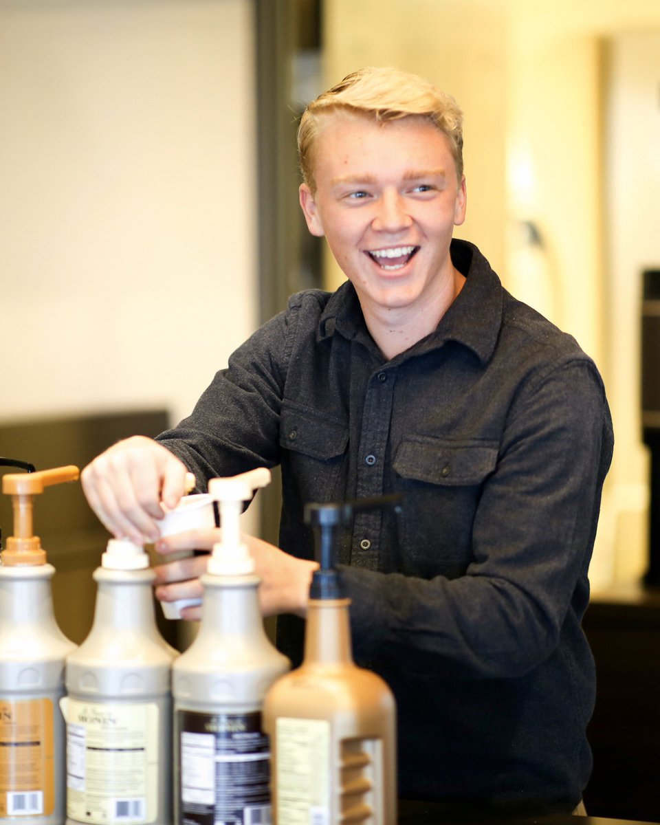 jamesriver's tweet image. The week you've been waiting for is finally here — Step Four of Grow Track! Find your Dream Team this Sunday and start making a difference! It's happening at 10:45AM at every @JamesRiver Church campus.
__
#jrclife #growtrack #stepfour #makeadifference #dreamteam