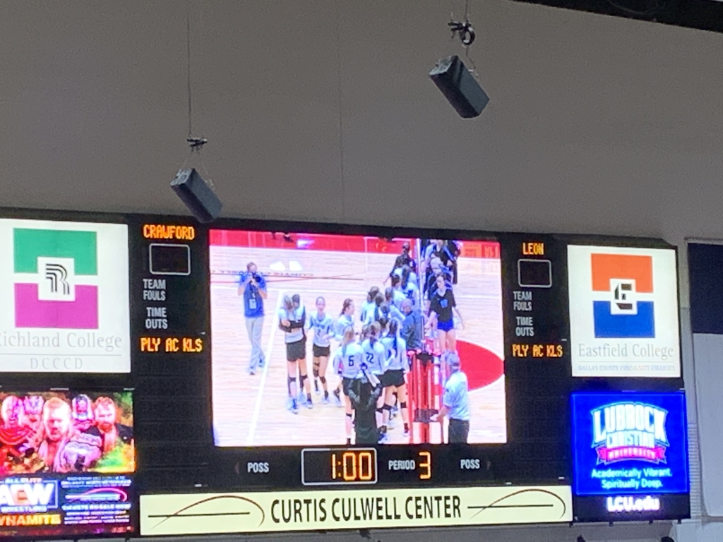 crawfordisd's tweet photo. And your Lady Pirates are the Volleyball State Champions!!! https://t.co/nfiArW51gg