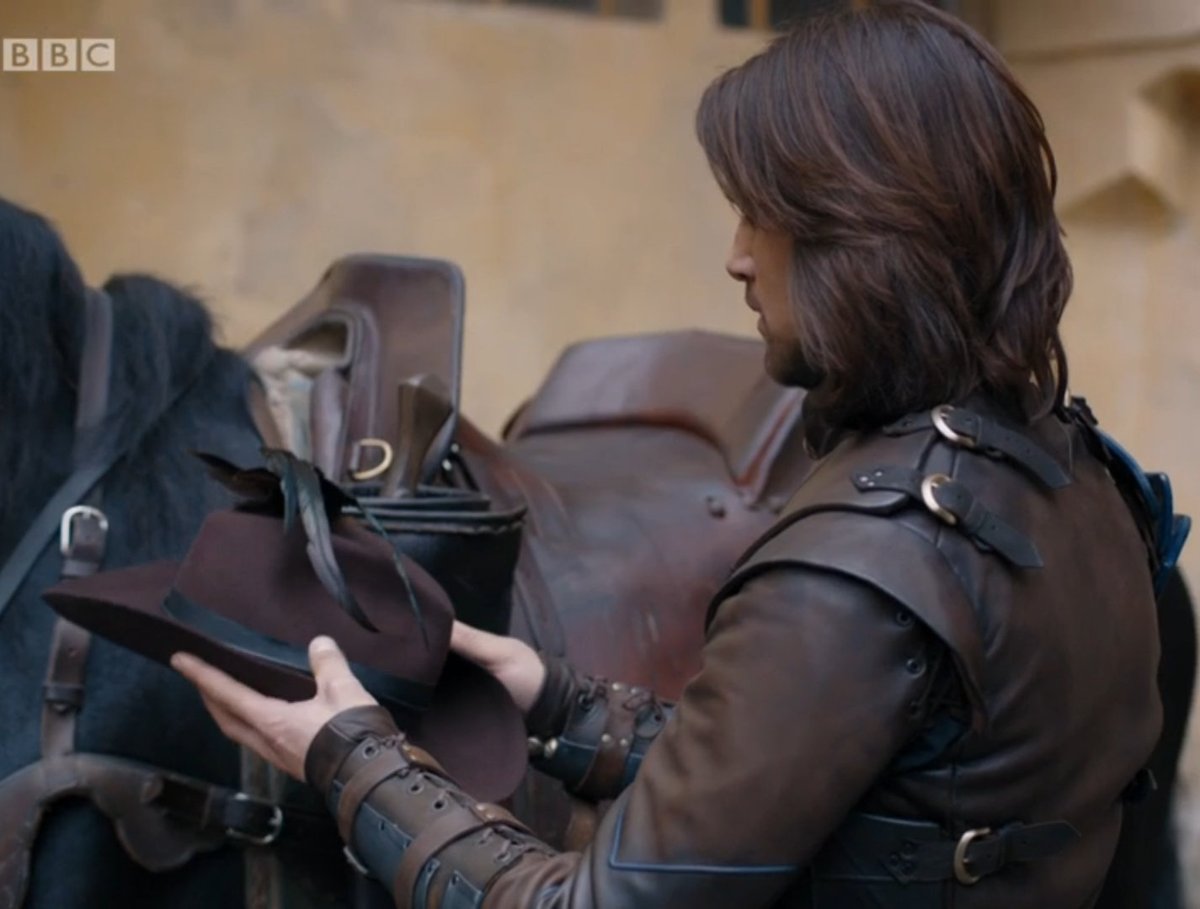 JuttaFreudig's tweet photo. #MusketeersEurope #DArtagnan #TheMusketeers S3ep10 We Are The Garrison βοΈ #FinallyAHat ! #MusketeersFinale ππ #LukePasqualino #lucapasqualino #FlashbackFriday #MissingTheMusketeers https://t.co/tVPEdLxNry