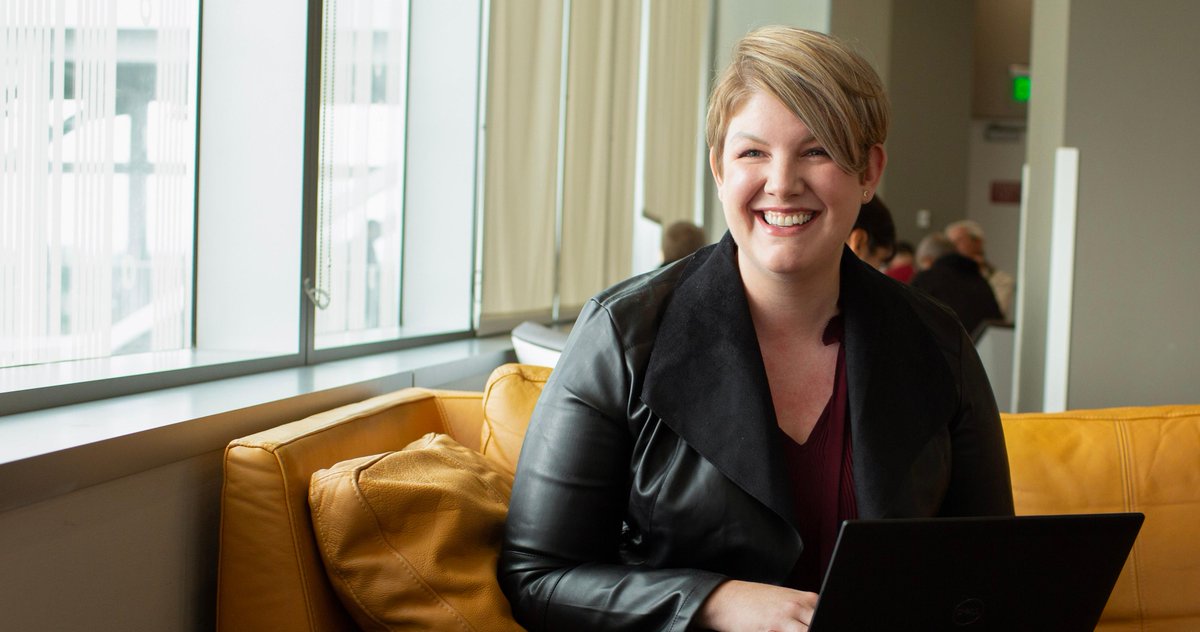 WeAreIntel's tweet photo. “The problem statement and the problem landscape are constantly evolving. No one day is ever the same. As long as there’s an interesting problem statement or puzzle that I can latch on to and solve, then I’m happy.”
- Cortnie Vogelsberg

What makes you happy at work?
#InsideIntel https://t.co/9oXxkhxhVT