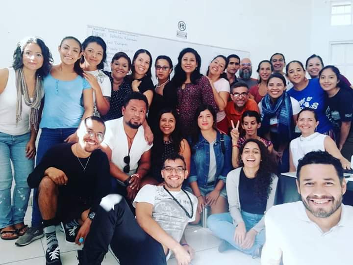Aprendiendo en comunidad. ❤️
Gracias <a href="/CulturaSolidari/">Instituto Municipal de la Cultura y las Artes</a>, <a href="/AzanzaMaria/">Maria L. Azanza C.</a> por todo!!

#CreciendoEnComunidad
