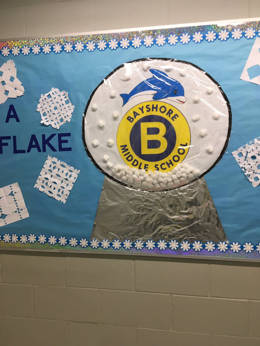 The halls of <a href="/BayshoreMiddle/">BayshoreMiddleSchool</a> are ready for the holiday season. Thanks to Gr. 6 for the acts of kindness lightbulbs and Gr. 8 for the snowflakes! #DolphinPride <a href="/MTPSpride/">Middletown Township Public Schools</a> <a href="/senoratoris/">Kimberly Toris</a> <a href="/madamekascsak/">Anna Kascsak</a>